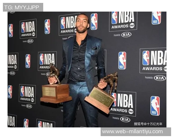 芬奇称赞戈贝尔防守能力极强认为他是联盟顶尖防守球员之一