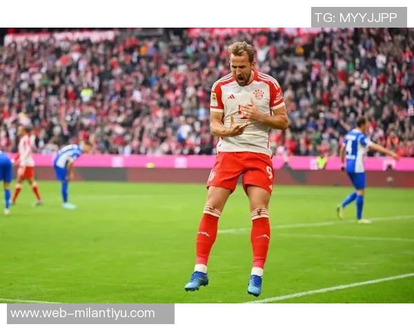 凯恩加盟拜仁后欧冠首秀创佳绩打进22球参与27球领跑同期记录