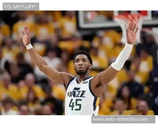 多诺万米切尔本赛季第六次得分35紧随东契奇位列NBA得分榜第二