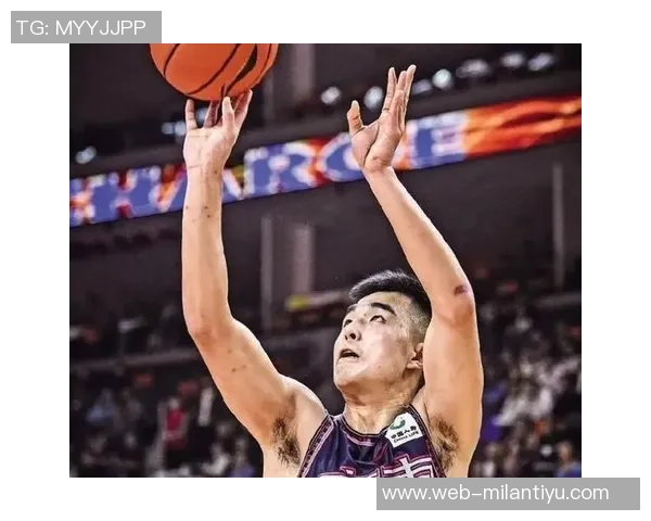 广东全运男篮热身赛胜美国肯尼哈奇队徐杰与焦泊乔表现出色助力球队取胜