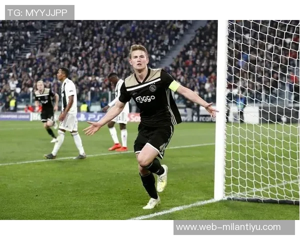 阿贾克斯现役青训阵容解析赫拉芬贝赫领衔德里赫特德容在列